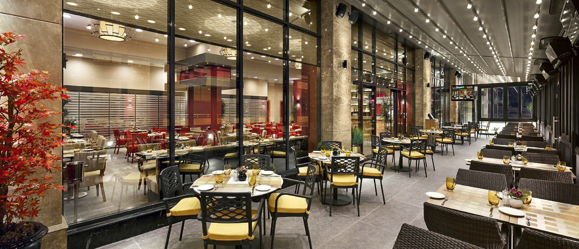 埃斯基谢希尔温德姆华美达广场酒店 外观 照片